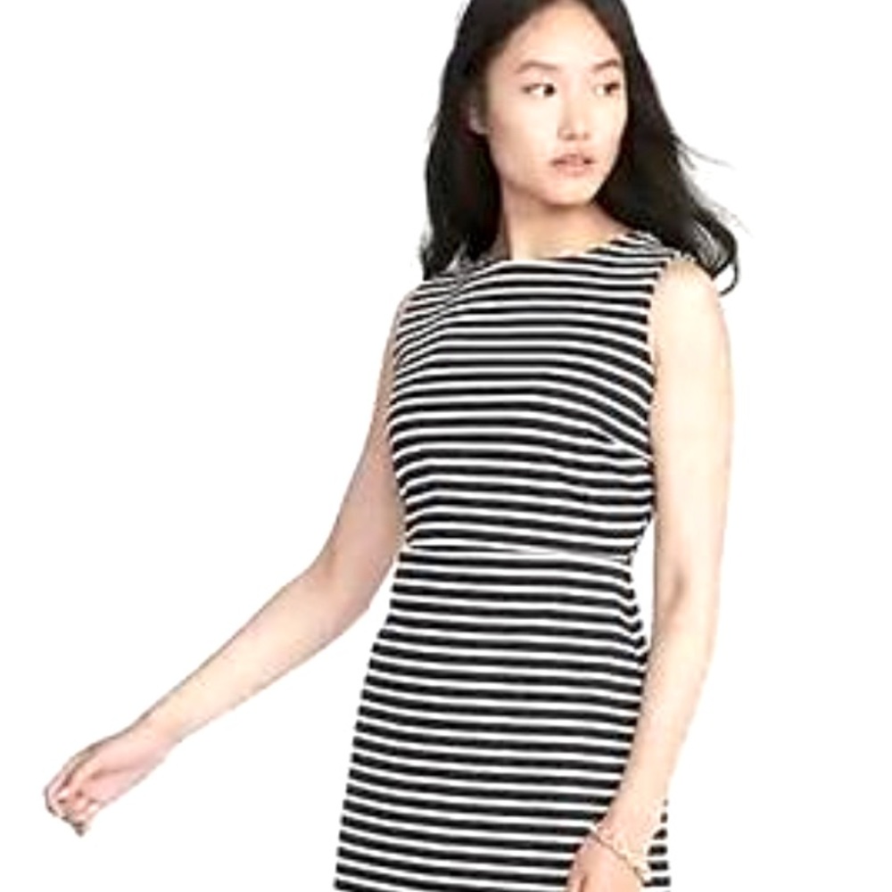 Sleeveless black and white striped dress